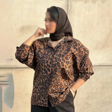 شومیز تک جیب پلنگی زنانه 43325