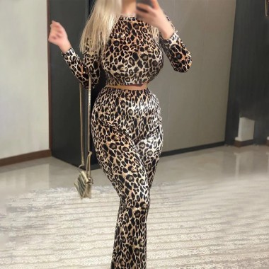 ست کراپ شلوار پلنگی زنانه V226 2
