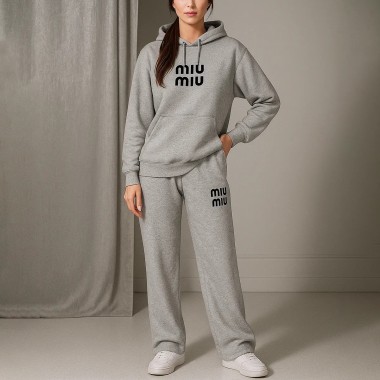 ست هودی و شلوار بگ miu miu زنانه 99709