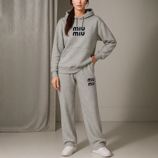 ست هودی و شلوار بگ miu miu زنانه 99709