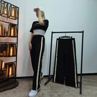 شلوار بگ زنانه بغل نوار سنگ کار شده مدل هیوا 2