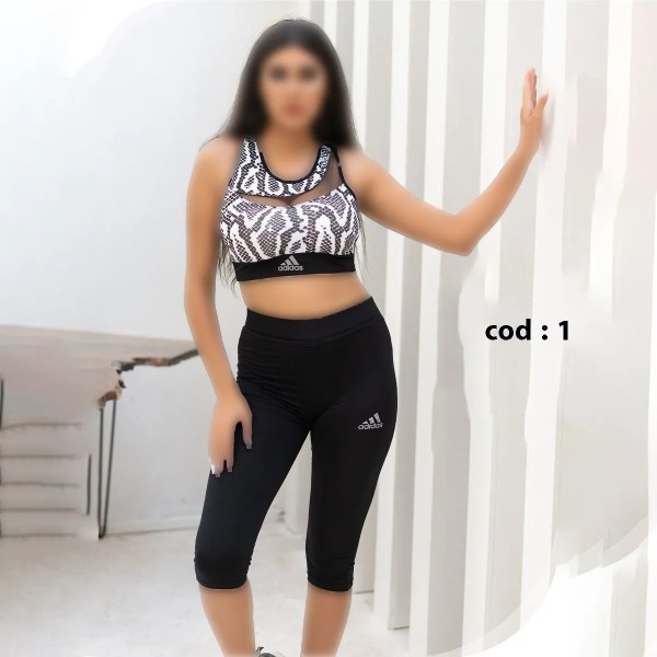 نیم تنه کاپدار شلوارک ورزشی زنانه 2579