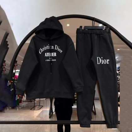 ست هودی شلوارchiristian Dior زنانه مدل ونوس ( ولنتینو )