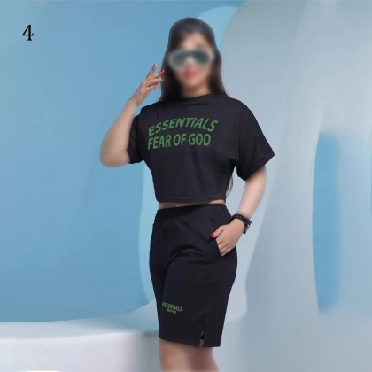 کراپ شلوارک زنانه ورزشی مخمل پفکی 748P
