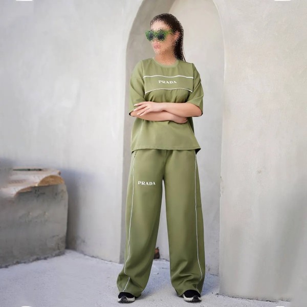 ست تیشرت شلوار زنانه طرح پرادا مدل کاتالون